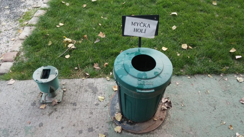 Myčka golfových holí