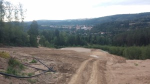 Z některých jamek bude pěkný výhled na městys Kácov 